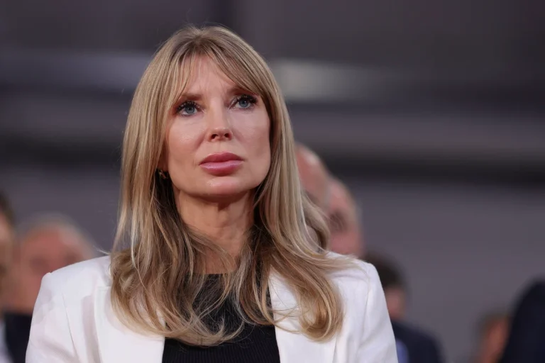 Victoria Stoiciu o acuză pe Călin Georgescu după vizita în Vaslui: „Un impostor fără legături cu valorile creștinismului”