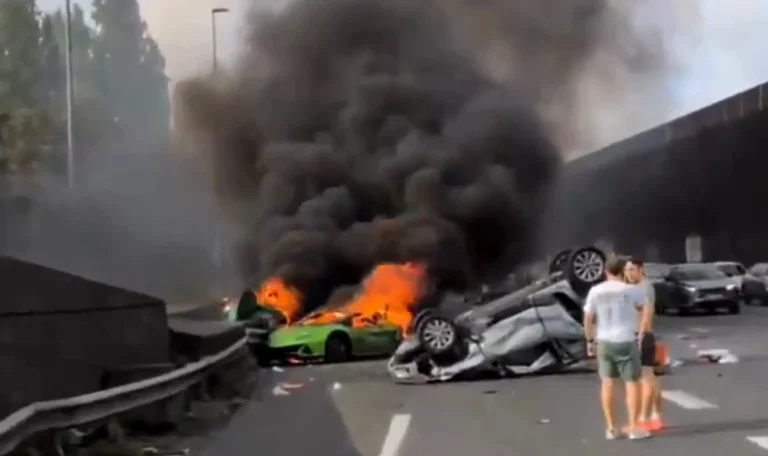 Tată și fiul au murit într-un Lamborghini care a luat foc pe A3; mașina circula cu peste 220 km/h