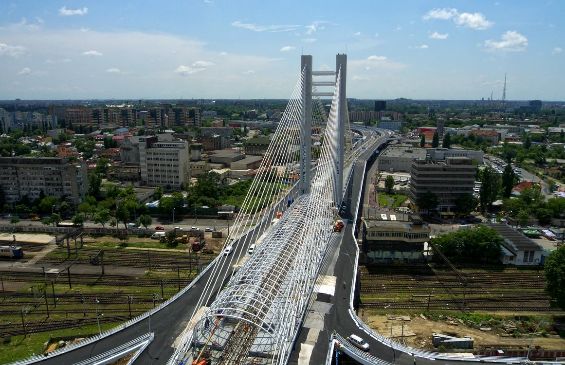Restricțiile din zona Cantemir, Piața Unirii, ridicate; Podul Basarab redeschis circulației
