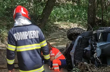 Accident mortal în Vlădești: un bărbat de 58 de ani a murit după ce ATV-ul s-a răsturnat într-un pârâu