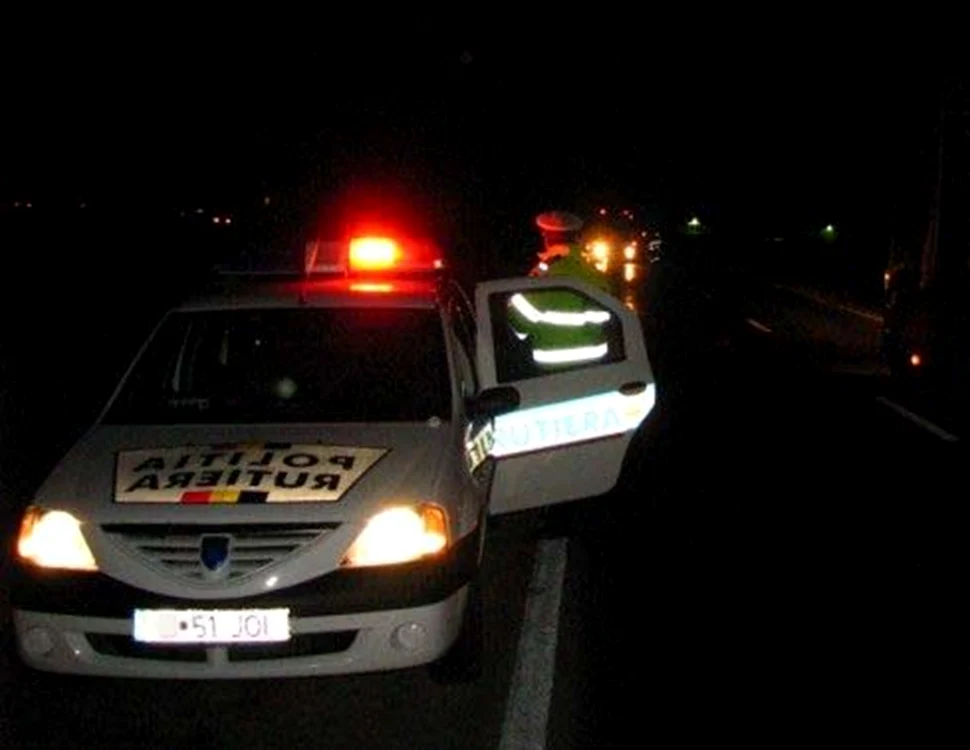 Urmărire în Iași: tânăr de 18 ani oprit cu spike-strip după ce nu a respectat semnalul poliției