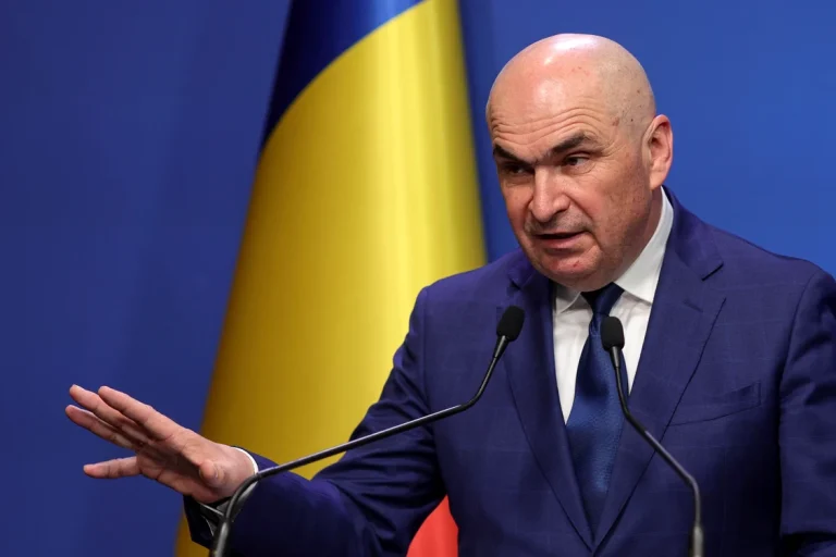 Majoritatea românilor preferă un guvern cu puteri depline rapid, chiar prin compromisuri, arată sondajul INSCOP