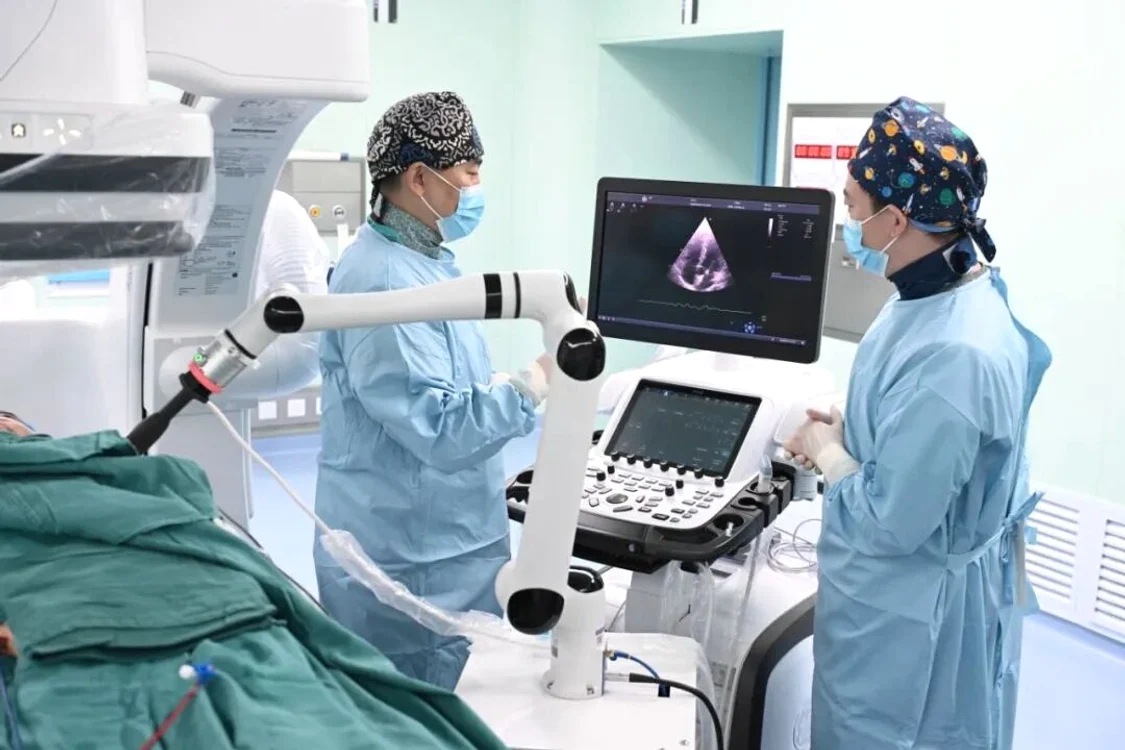 Pacienți occidentali aleg Shanghai pentru terapii CAR-T: costuri mai mici și progrese în biotehnologie