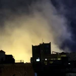 Houthi lovesc instalații energetice din sudul Arabiei Saudite; Riadul anunță represalii