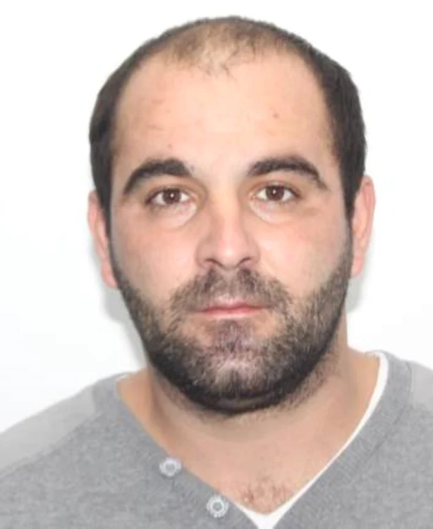 Bărbat dispărut în 2022, găsit îngropat după patru ani în Vâlcea. Un suspect, reținut și cerut arestat preventiv