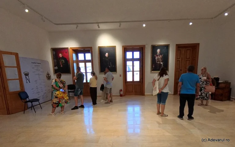 Castelul Nopcsa, redeschis după restaurare: muzeu, atracție turistică și legende despre „Față Neagră”