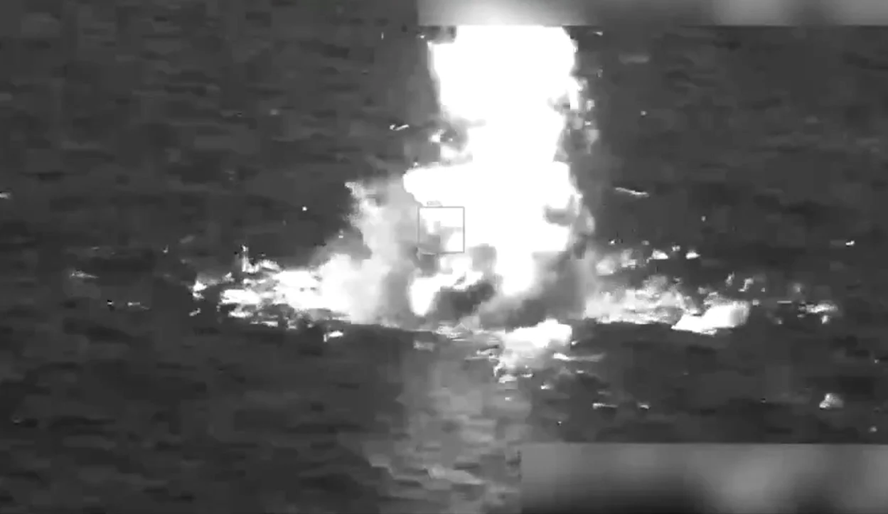 Trei persoane ucise după ce SUA au lovit o ambarcațiune în Marea Caraibelor, Washingtonul invocă trafic de droguri