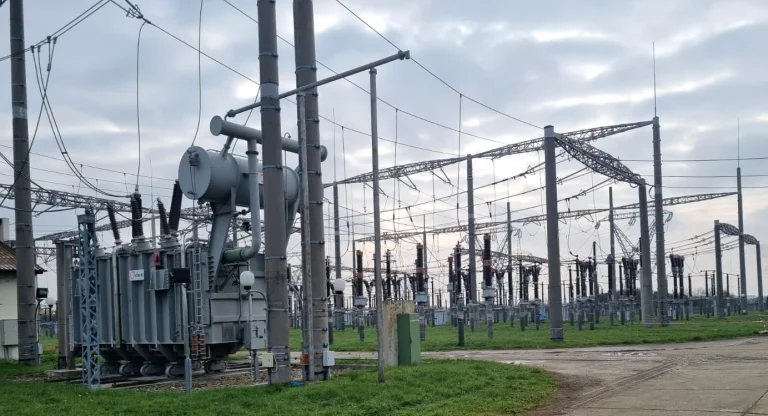 Premieră în România: consumatorii au redus consumul pentru a echilibra rețeaua electrică