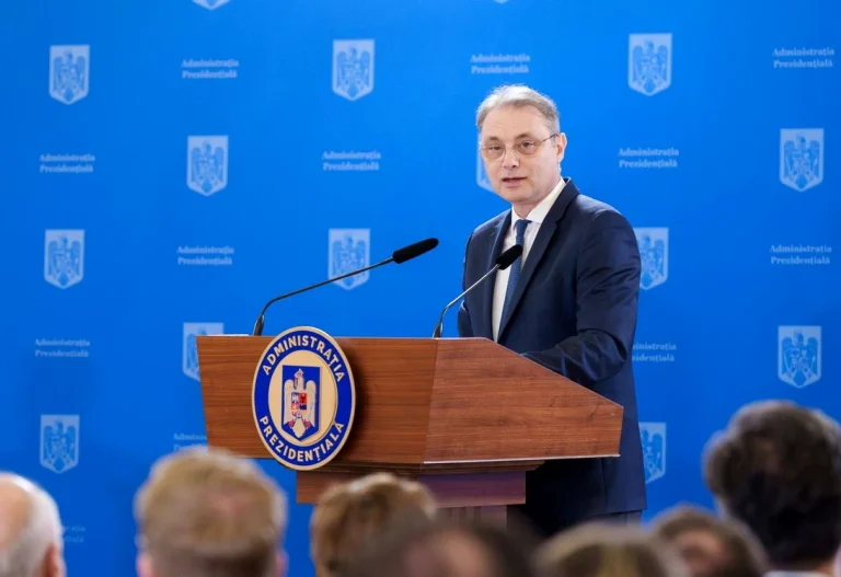UDMR blochează din nou negocierile: cere un premier cu carnet de partid şi refuză alianţe cu suveraniştii