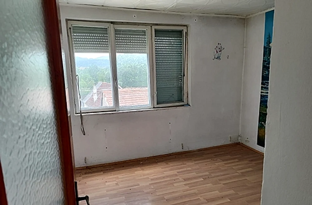 Apartament de două camere din Vașcău, scos la licitație: prețul minim ajunge la circa 6.000 euro