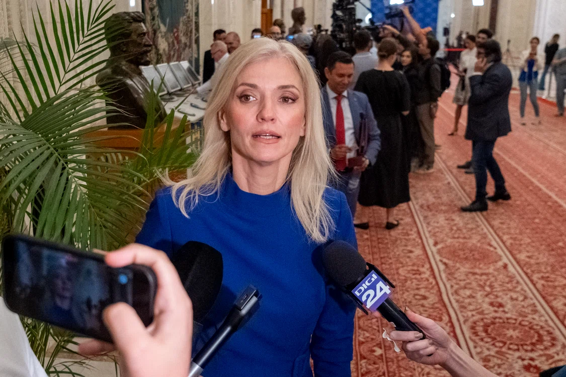 Gorghiu îl critică pe Bolojan după decizia PNL de a susține un guvern cu miniștri PSD: „Eram pe punctul de a fi dați afară”