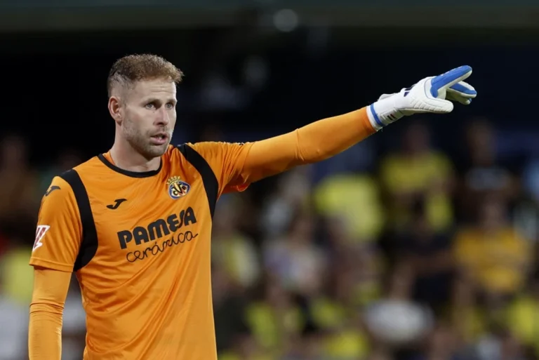 Portarul lui Villarreal, Peter Gulacsi, jefuit la domiciliu în timp ce era cu familia; nimeni nu a fost rănit