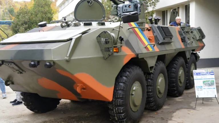 Buget pentru apărare la 5% din PIB până în 2035, investiții în drone și producție militară în Programul de Guvernare