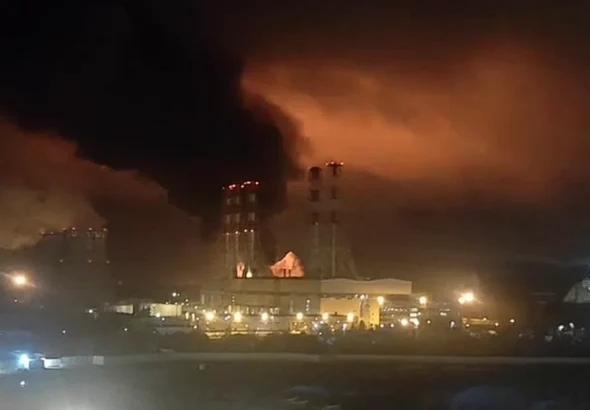 Atac cu drone asupra infrastructurii din Sankt Petersburg: incendii la terminal petrolier și avarii la centre IT