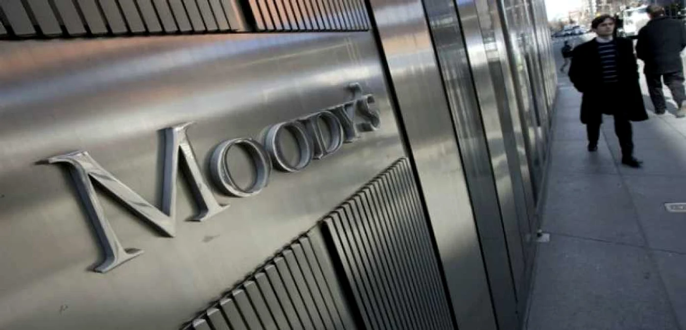 Moody’s vede semnal pozitiv după formarea Guvernului: estimează un deficit de 5,5% din PIB în 2027
