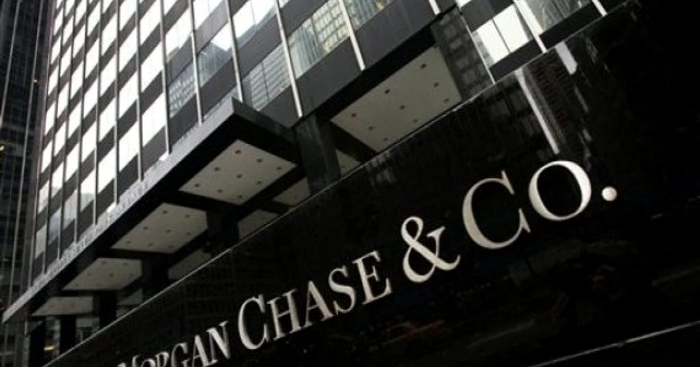 JPMorgan Chase investeşte 5 miliarde de dolari în startup-uri din apărare şi robotică industrială