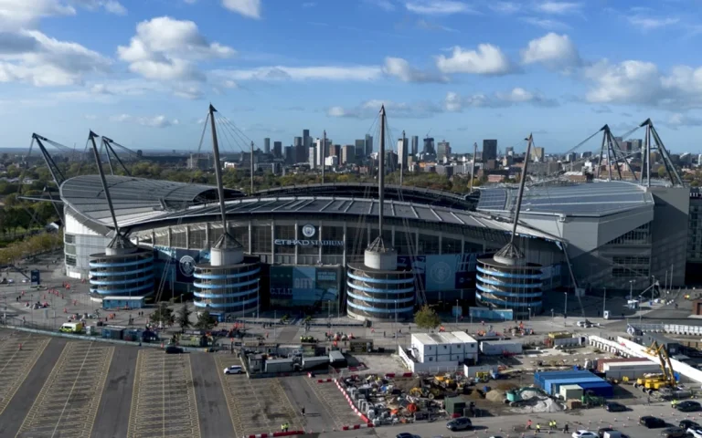 Manchester City riscă o depunctare masivă care ar putea conduce la retrogradare din Premier League