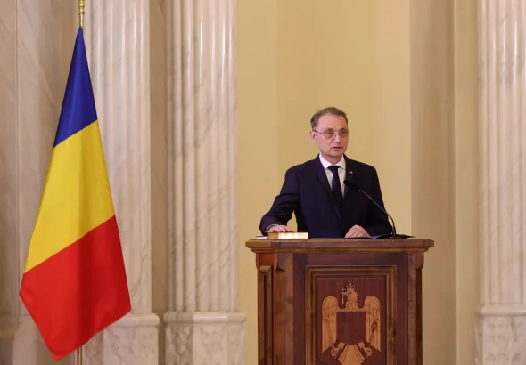 Presă internațională: guvernul Niculescu, fragil; deficitul și riscul de retrogradare a ratingului, preocupări majore