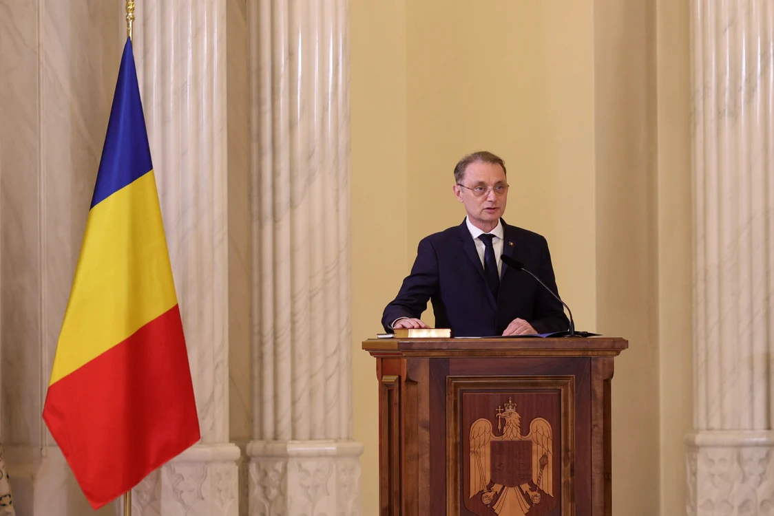 Presă internațională: guvernul Niculescu, fragil; deficitul și riscul de retrogradare a ratingului, preocupări majore