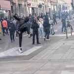 Randamentele obligațiunilor franceze pe 10 ani au urcat peste 5% din cauza incertitudinilor bugetare și politice