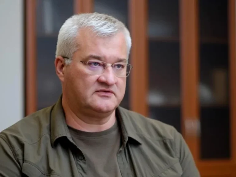 Ucraina îl acuză pe emisarul SUA că îl lingușește pe Putin: „Doar forța va opri războiul”