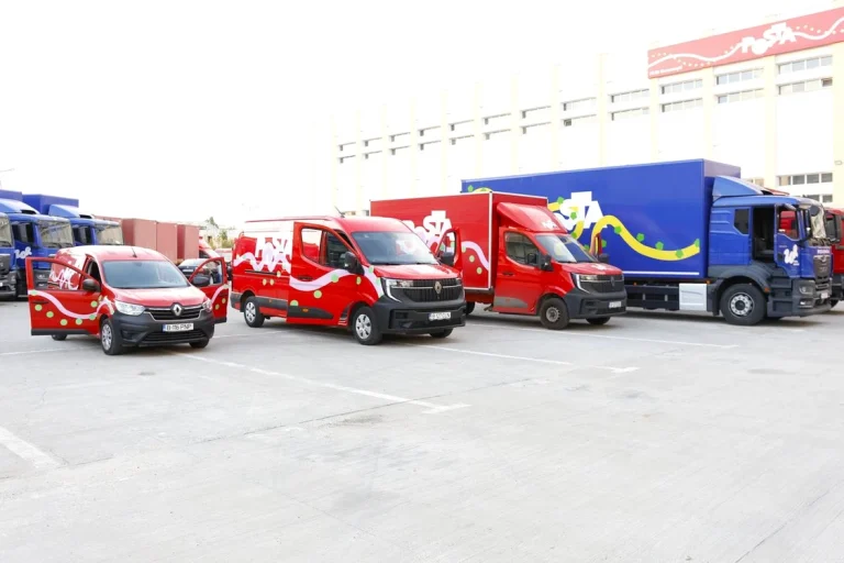Poșta Română mărește capacitatea de transport: 24 autocamioane și 12 remorci în proiectul FLOTA ZOR
