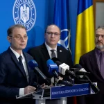 Premierul Luca Niculescu convoacă o şedinţă la Victoria pe tema siguranţei în şcoli, după atacurile din Bistriţa şi Piteşti