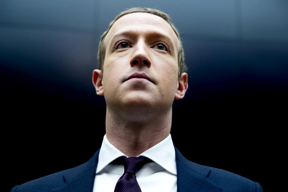 Mark Zuckerberg a acceptat să rămână în California în schimbul unui pachet de acțiuni fără vot