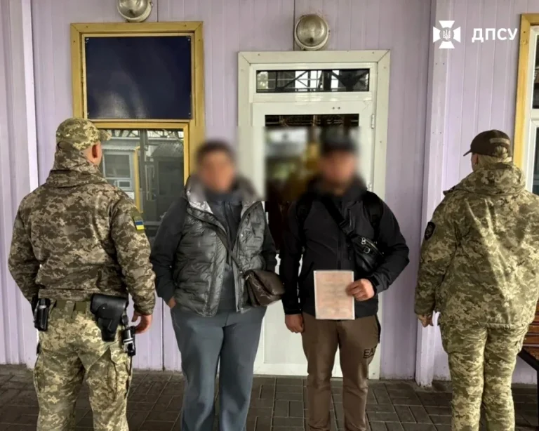 Un ucrainean a încercat să părăsească țara căsătorindu-se cu viitoarea soacră; contradicțiile l-au dat de gol