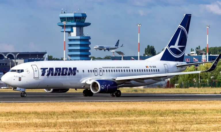 Pasagerii TAROM așteaptă în medie aproape patru luni pentru despăgubiri; UE impune termen de 30 de zile din octombrie 2027