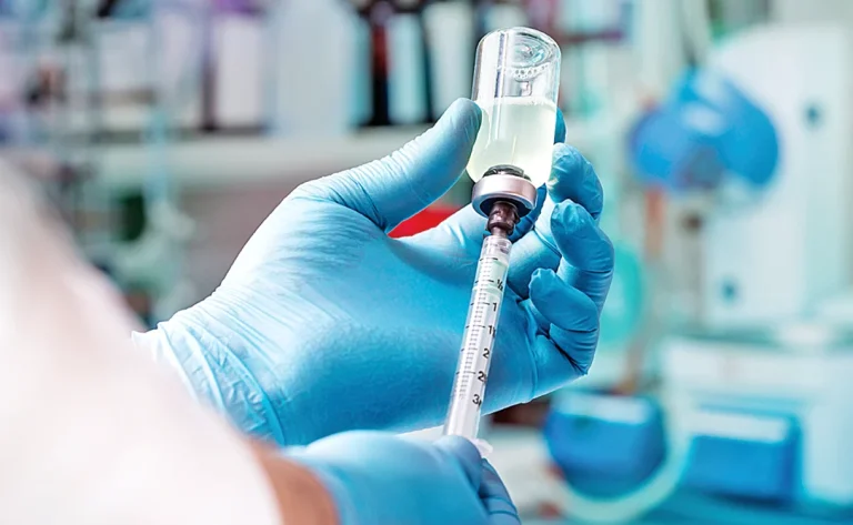Vaccin personalizat împotriva cancerului reduce cu 42% riscul de deces sau recidivă la melanom