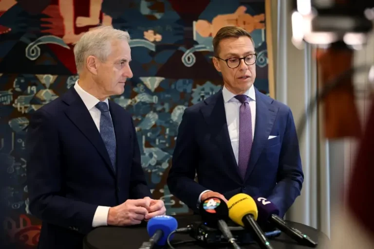 Finlanda și Norvegia au contactat direct Kremlinul: cei doi lideri i-au cerut lui Putin încetarea războiului din Ucraina