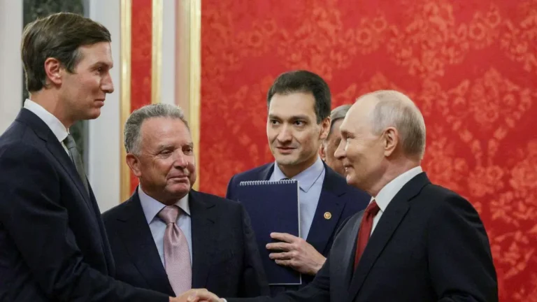 Ucraina încearcă să mute negocierile de la disputa teritorială la garanțiile de securitate pentru Europa