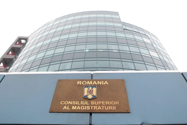 CSM a publicat indemnizațiile judecătorilor: unii magistrați depășesc 20.000 de lei net pe lună