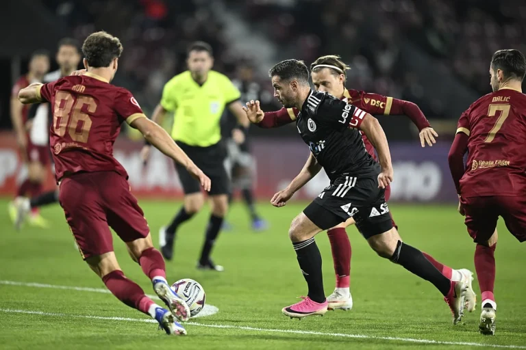„U” Cluj învinge rivala CFR în Derby-ul Clujului; Dinamo învinge clar Chindia, 5-2