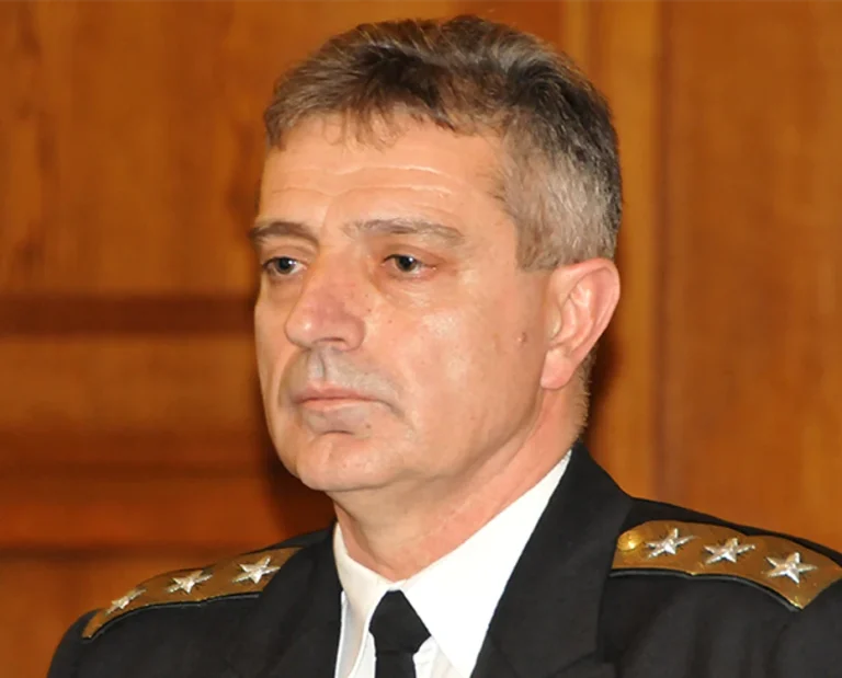 Şeful Armatei Bulgare: nu am putut doborî dronele care au lovit nava în Marea Neagră din cauza limitărilor legale
