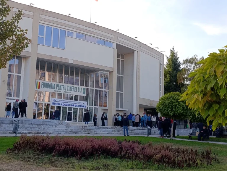 Piața muncii din Olt, sub presiune: angajări în scădere accentuată, tinerii și cei peste 60 de ani, cei mai afectați