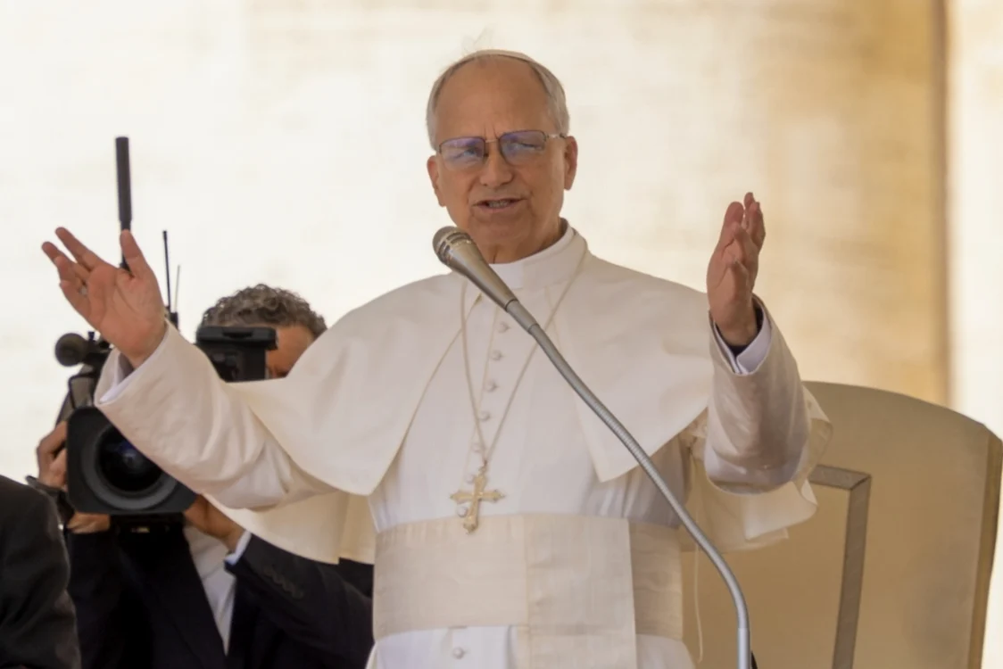 Papa Leon al XVI‑lea a cerut să voteze prin corespondență în alegerile din SUA; figurează pe listele din Illinois