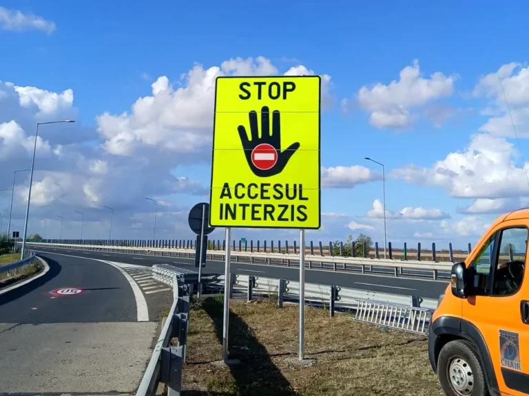 Noi indicatoare pe autostrada A1 și A11 pentru prevenirea intrării pe contrasens