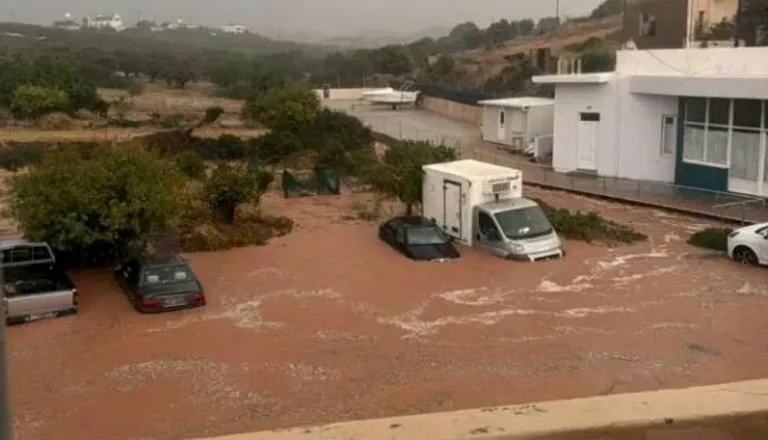 Stare de urgență în Creta din cauza ploilor abundente; zeci de turiști evacuați din hoteluri