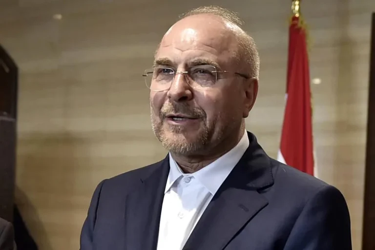 Iranul menține Strâmtoarea Ormuz închisă până la îndeplinirea celor şapte condiţii impuse Statelor Unite
