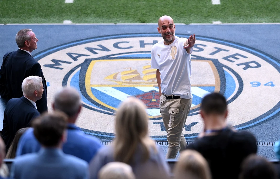 Pep Guardiola îşi exprimă susţinerea pentru Manchester City: „Vom trece peste asta împreună”