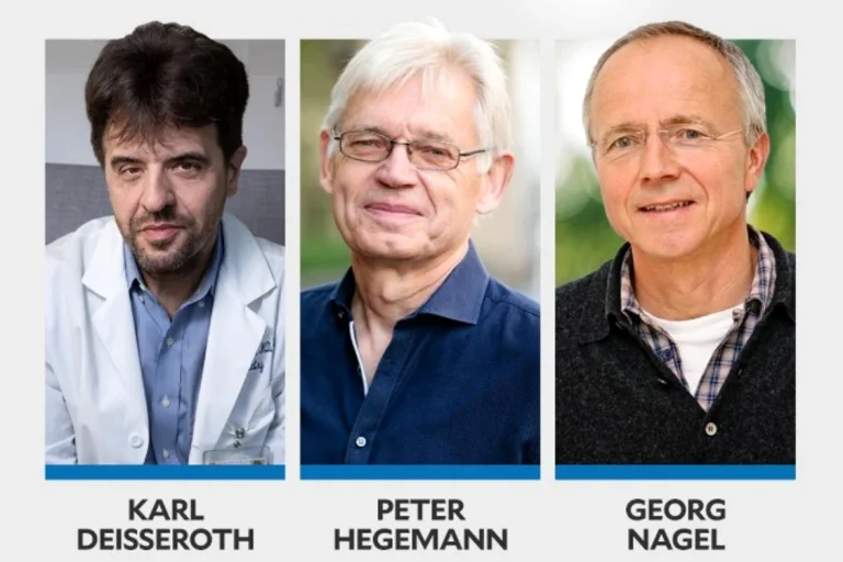 Nobelul pentru Medicină 2026, acordat lui Karl Deisseroth, Peter Hegemann şi Georg Nagel pentru dezvoltarea optogeneticii