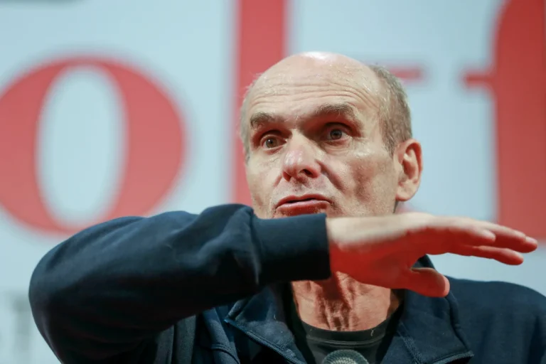CTP: Luca Niculescu, oportunist care va urma indicațiile președintelui; „Guvernul va fi la Cotroceni”