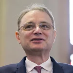 Presa internațională: Luca Niculescu, o a patra încercare de a forma Guvern în mijlocul unei crize politice