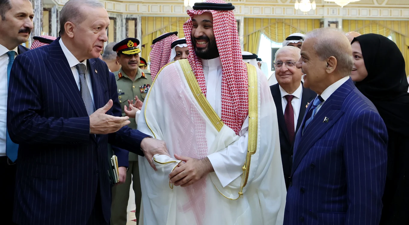 Turcia și Pakistanul trimit trupe în Arabia Saudită după atacurile houthi, pactul de apărare intră în vigoare