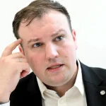 Mihail Zvinciuk, fondatorul canalului Rybar, reținut în Muntenegru împreună cu soția și colaboratorii săi