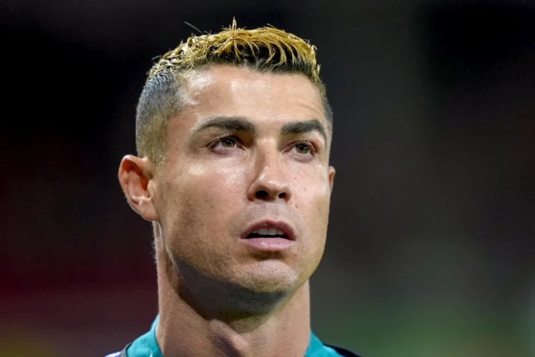 Cristiano Ronaldo a marcat golul cu numărul 980, la câteva zile după plecarea de la naţională