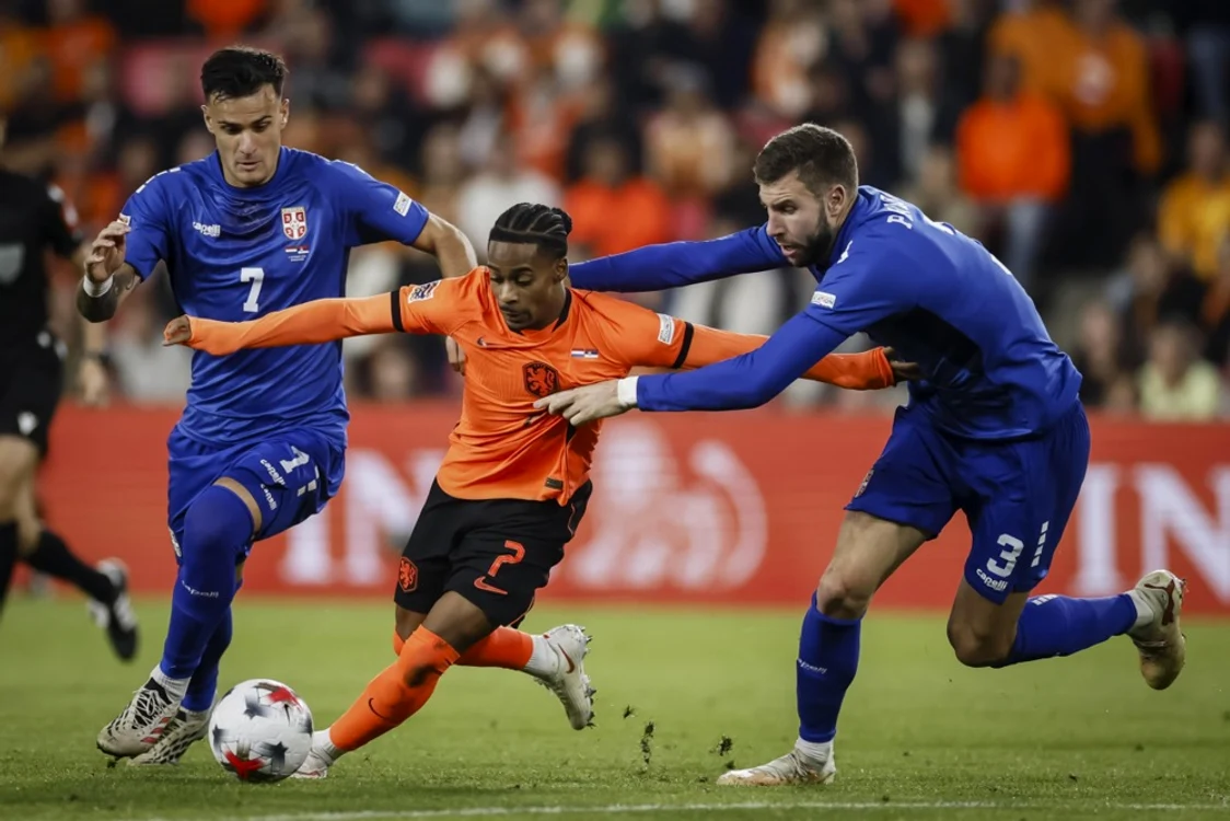 UEFA a sancționat Serbia cu meci fără spectatori şi amenzi pentru comportament rasist al suporterilor