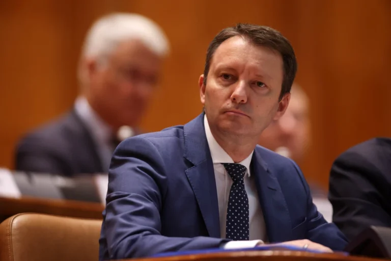 Mureșan: Deficitul și dobânzile sunt o povară fără precedent în ultimii 35 de ani, la o zi după căderea guvernului